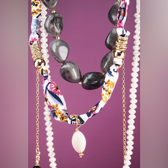 Ocean Treasures Scarf Necklace - Picture 3 of 3